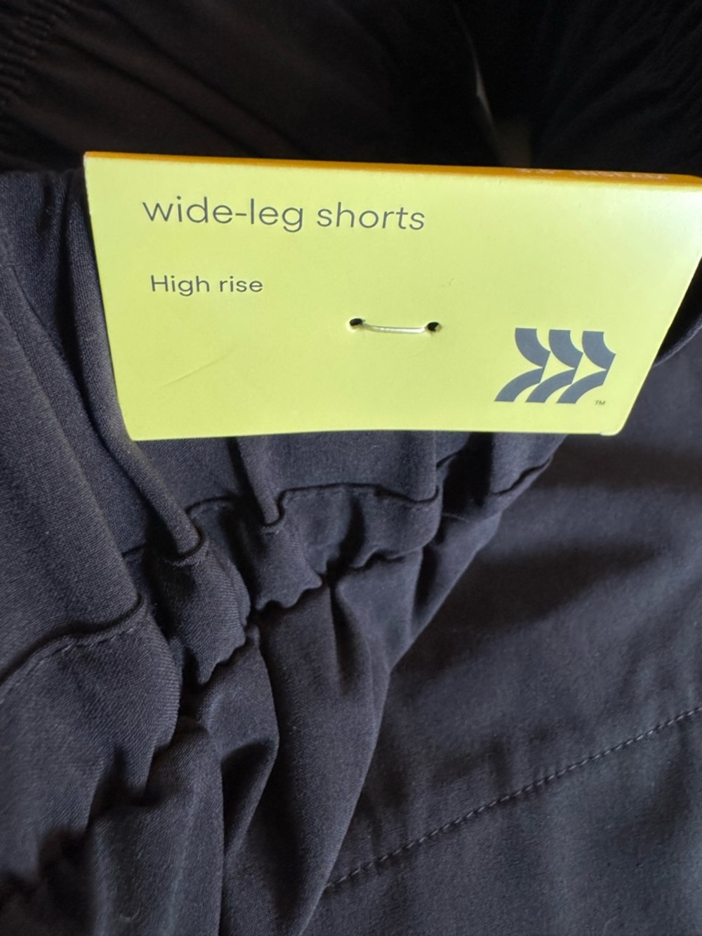 All in motion Wide Leg Shorts black high rise Size Small Brand New - Picture 4 of 4